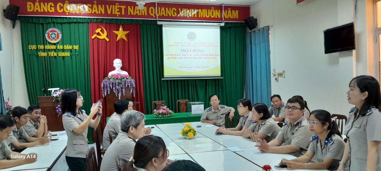 Công đoàn cơ sở Cục Thi hành án dân sự tỉnh Tiền Giang phát động ủng hộ đồng bào bị thiệt hại do bão số 3 (Yagi) gây ra